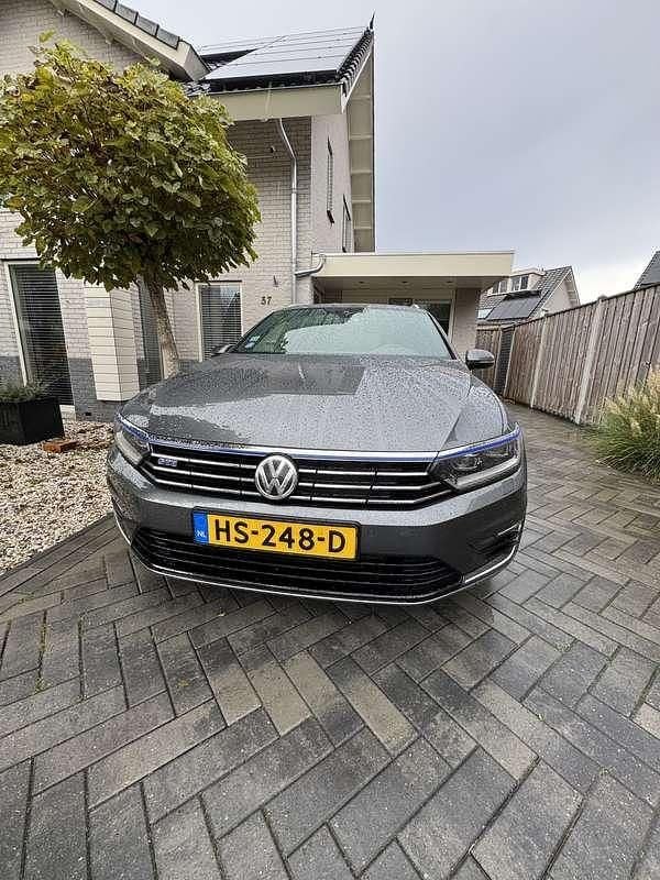 Occasion 2015 VW Passat GTE Stationwagen | € 13.500 (Eerlijke prijs) - Afbeelding 1/4