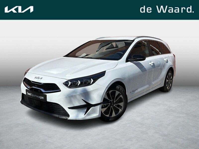 Wit Gebruikt 2025 Kia Ceed Sportswagon Premium Stationwagen | € 35.395 - Afbeelding 1/4