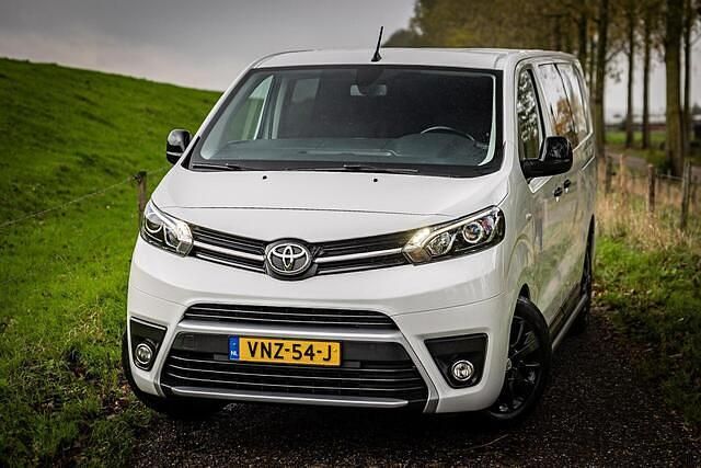 Occasion Toyota Proace BlackLine 144 PK (105 kW) 2022 Overige MPV