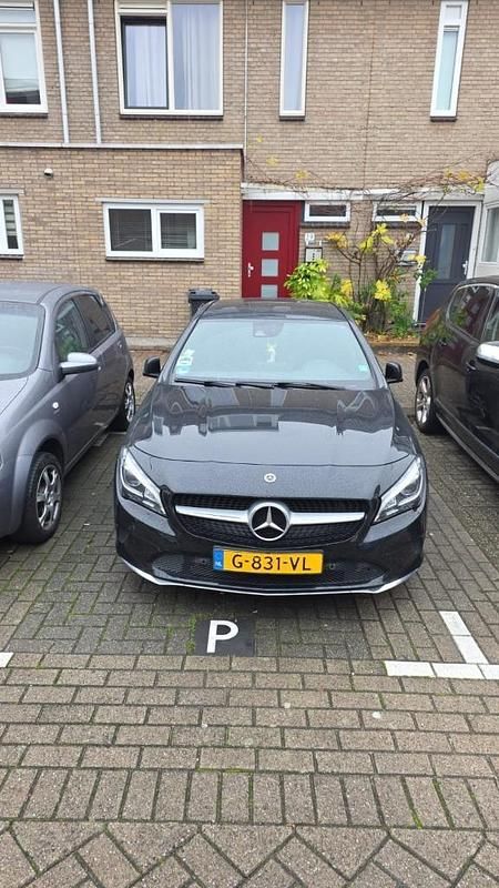 Gebruikt 2017 Mercedes CLA180 Sedan | € 12.000 (Super prijs) - Afbeelding 1/4