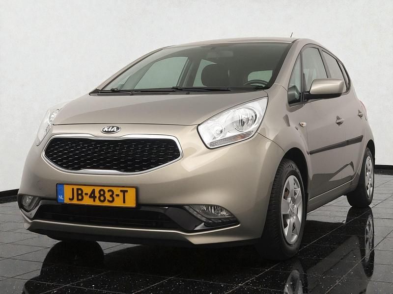 Occasion Kia Venga 124 PK (91 kW) 2016 Grijs Hatchback
