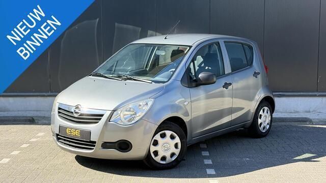 Grijs Gebruikt 2011 Opel Agila Selection Hatchback | € 2.495 (Goede deal) - Afbeelding 1/4