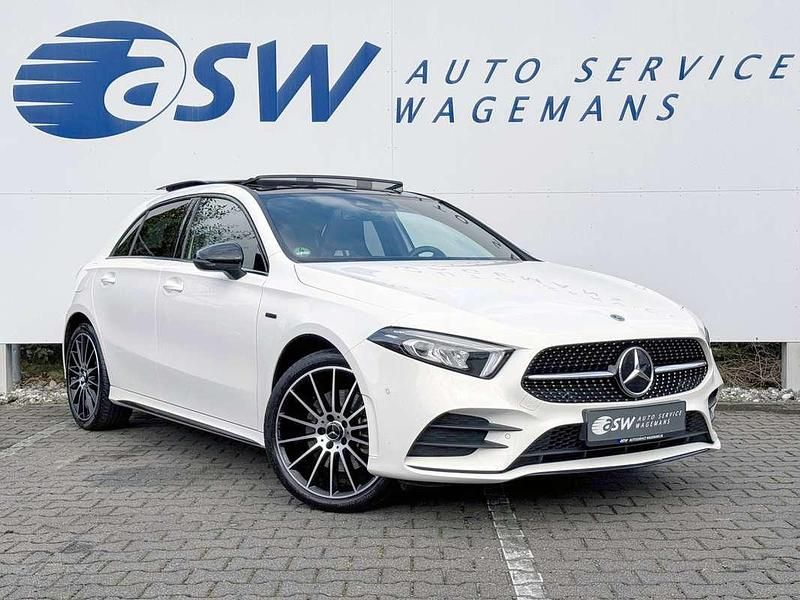 Occasion Mercedes A250 Business 211 PK (155 kW) 2020 Wit Hatchback