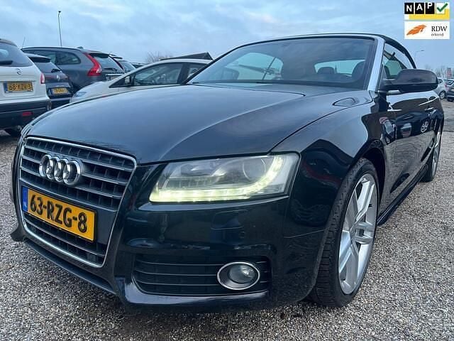 Zwart Occasion 2011 Audi A5 Cabriolet Proline Cabriolet | € 9.950 (Eerlijke prijs) - Afbeelding 1/4