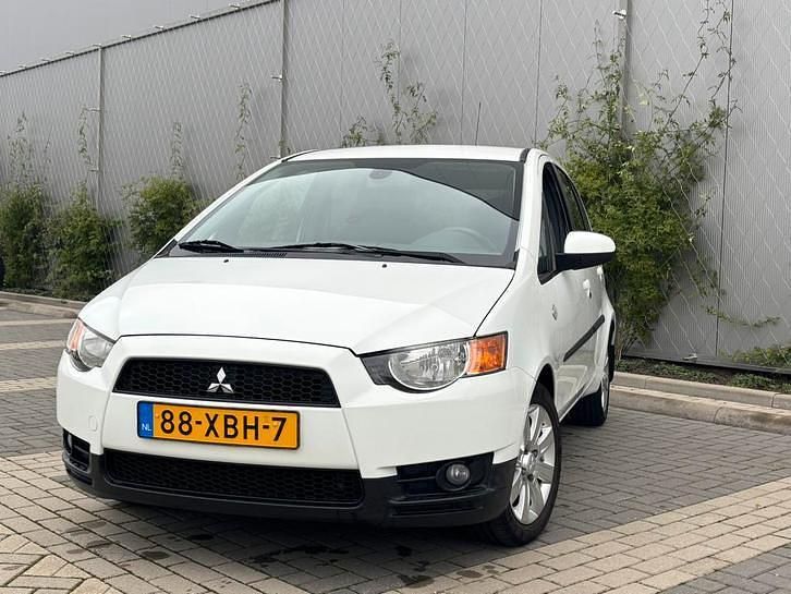 Gebruikt 2012 Mitsubishi Colt Edition | € 4.850 - Afbeelding 1/4