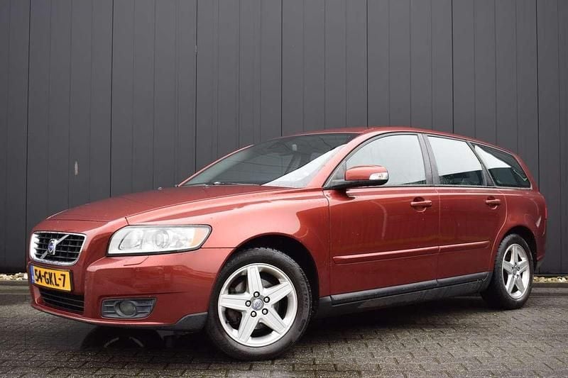 Occasion Volvo V50 146 PK (107 kW) 2008 Rood Stationwagen
