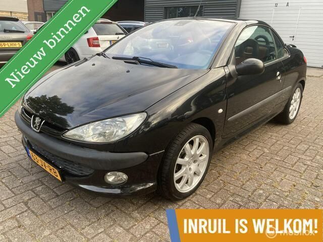 Zwart Gebruikt 2002 Peugeot 206 CC Cabriolet | € 850 (Eerlijke prijs) - Afbeelding 1/4