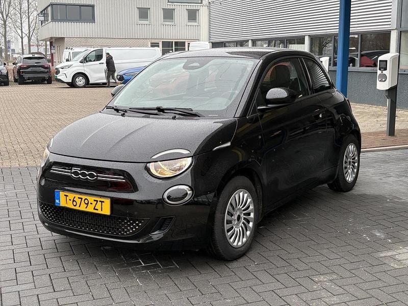 Occasion Fiat 500e Urban 86 kW (118 PK) 2023 Zwart Hatchback