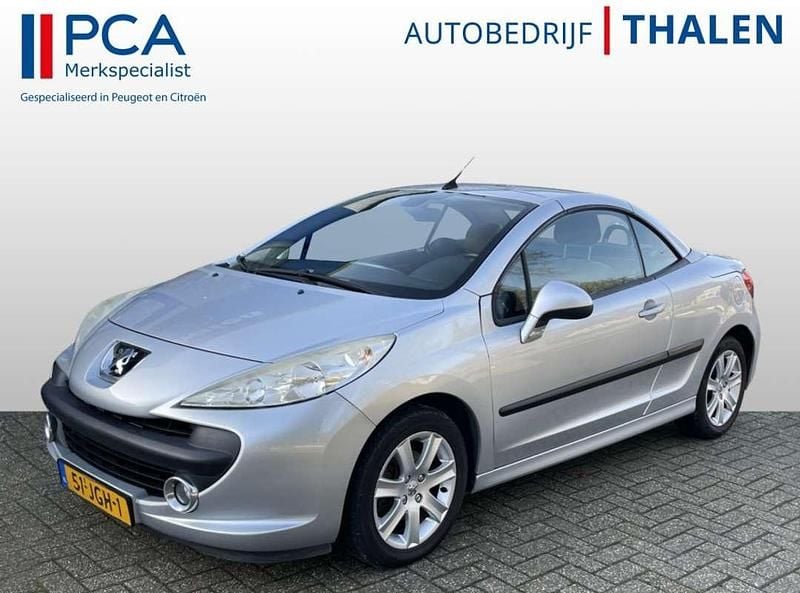 Grijs Gebruikt 2009 Peugeot 207 CC Cabriolet | € 3.750 (Iets duurder) - Afbeelding 1/4