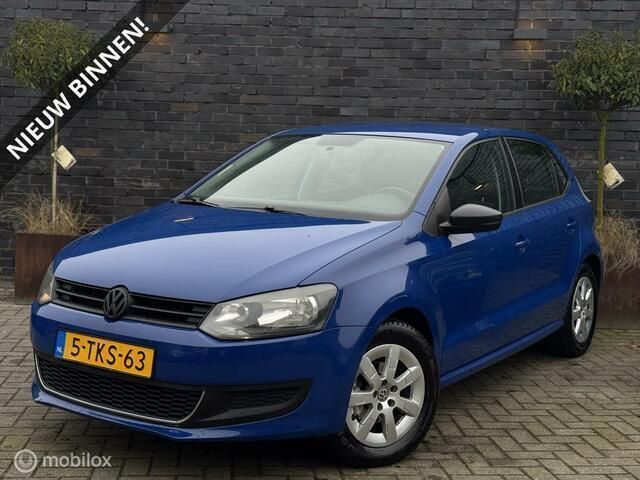 Blauw Occasion 2009 VW Polo Hatchback | € 2.995 (Eerlijke prijs) - Afbeelding 1/4