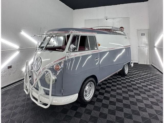 Zilver Gebruikt 1975 VW T2 Van | € 35.000 - Afbeelding 1/4