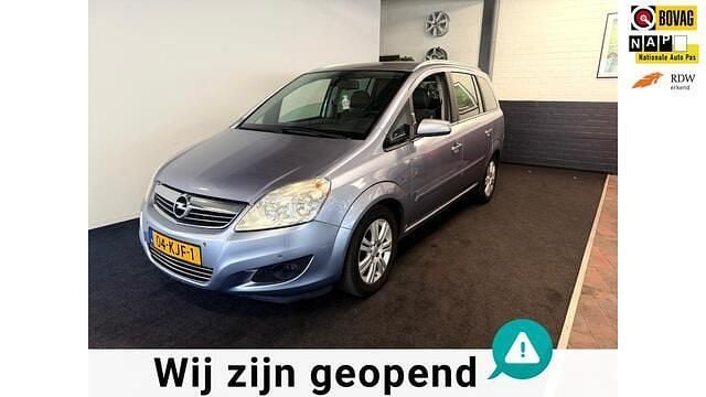 Grijs Gebruikt 2009 Opel Zafira Cosmo MPV | € 2.799 (Eerlijke prijs) - Afbeelding 1/4