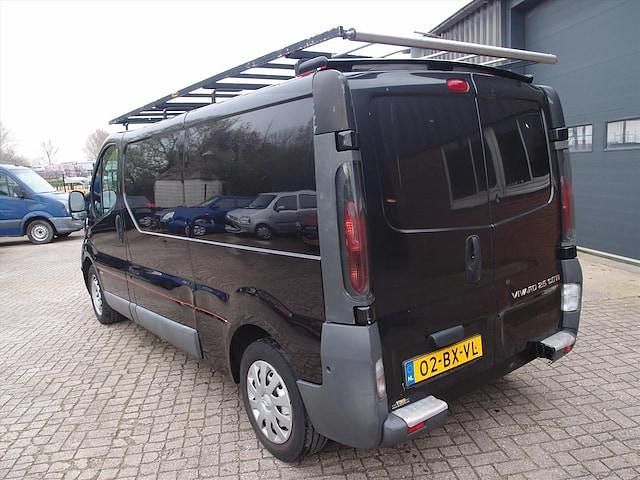 Occasion Opel Vivaro 2006 Zwart (metallic) MPV