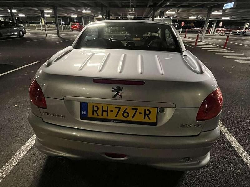 Occasion Peugeot 206 109 PK (80 kW) 2003 Grijs Cabriolet