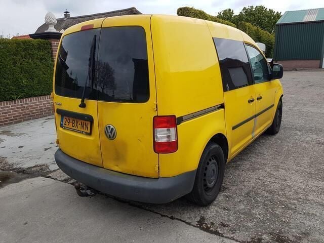 Occasion VW Caddy 69 PK (50 kW) 2006 Geel MPV