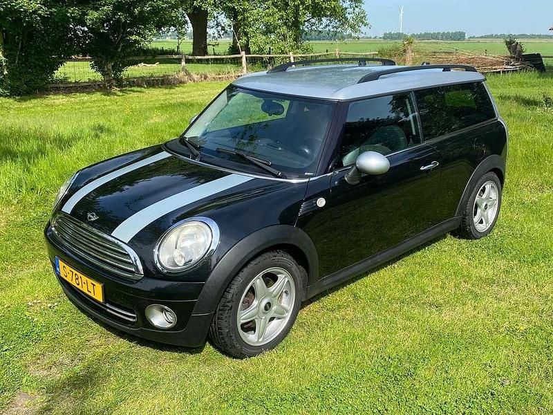 Zwart Gebruikt 2010 Mini Cooper Clubman Chili Stationwagen | € 5.750 (Eerlijke prijs) - Afbeelding 1/4