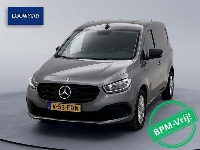 Grijs Gebruikt 2024 Mercedes eCitan Van | € 25.945 (Duur) - Afbeelding 1/3