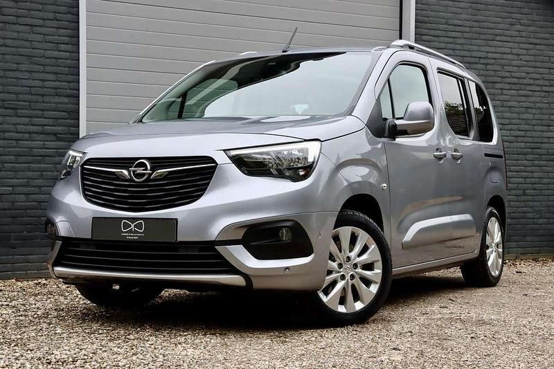 Grijs Gebruikt 2020 Opel Combo Life Edition MPV | € 24.950 (Eerlijke prijs) - Afbeelding 1/3