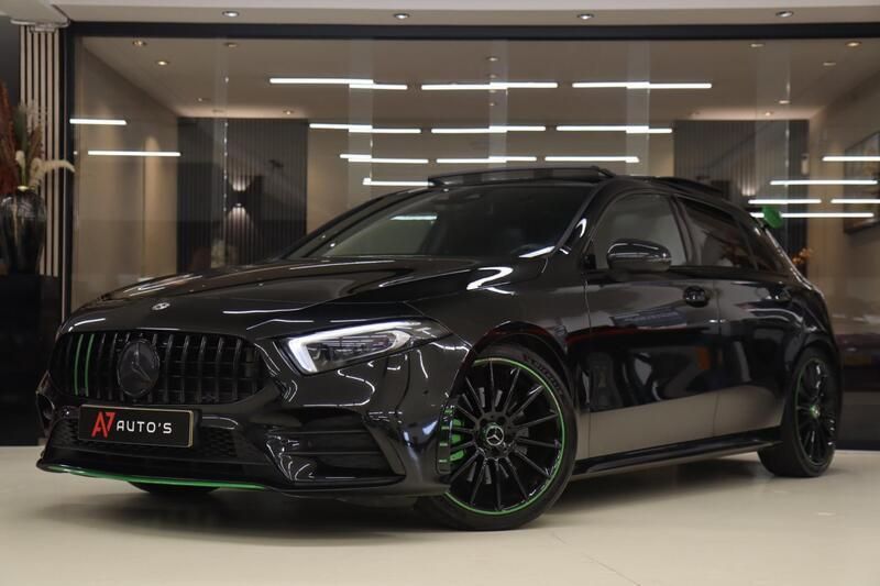 Zwart Gebruikt 2020 Mercedes A220 Premium Plus Hatchback | € 29.950 (Iets duurder) - Afbeelding 1/4