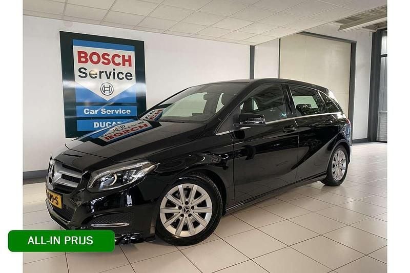 Zwart Gebruikt 2018 Mercedes B180 Business MPV | € 17.250 (Super prijs) - Afbeelding 1/4