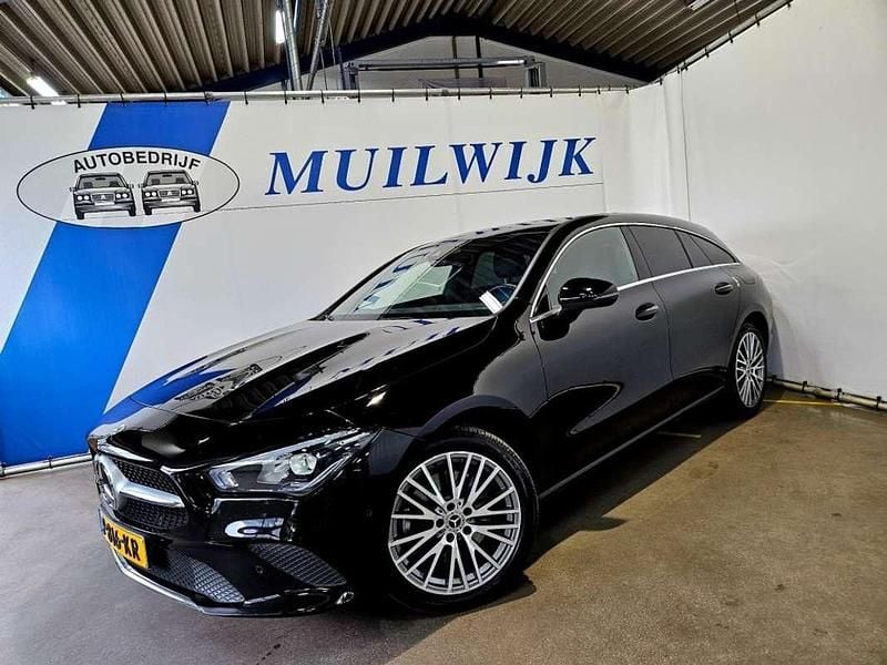 Zwart Gebruikt 2022 Mercedes E250 Business Stationwagen | € 29.750 (Eerlijke prijs) - Afbeelding 1/4