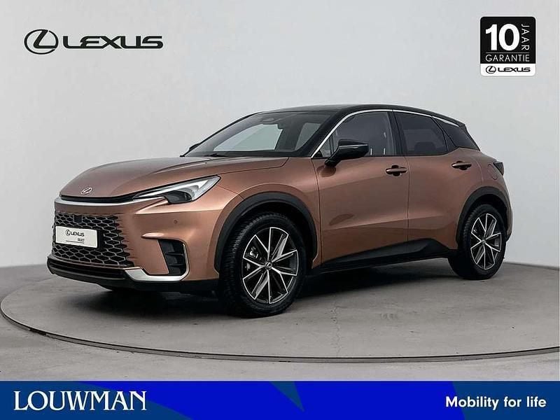 Bruin Gebruikt 2024 Lexus LBX SUV | € 41.450 (Iets duurder) - Afbeelding 1/3