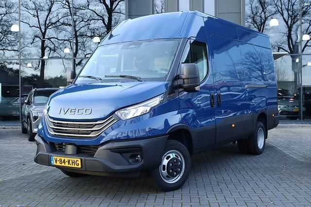 Occasion Iveco Daily 204 PK (150 kW) 2024 Blauw Van