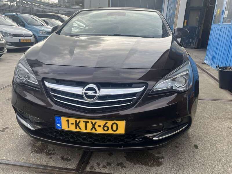 Occasion Opel Cascada Cosmo 140 PK (102 kW) 2013 Bruin, metallic lak Cabriolet