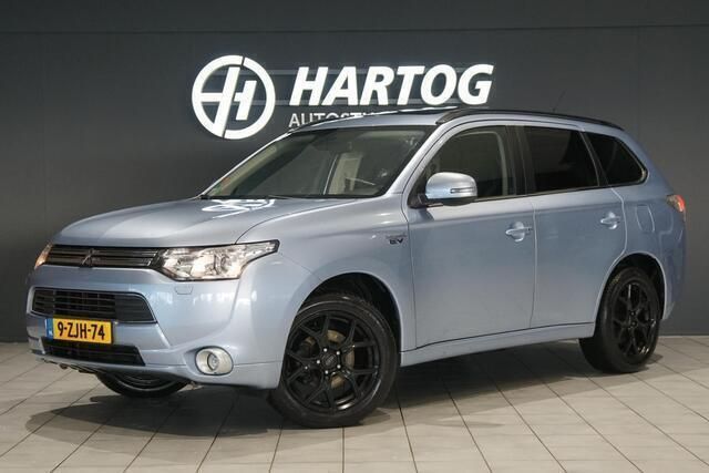 Blauw Gebruikt 2015 Mitsubishi Outlander Instyle SUV | € 11.700 (Iets duurder) - Afbeelding 1/4