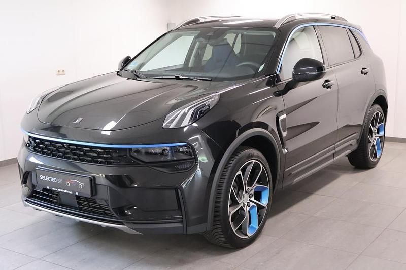 Zwart Gebruikt 2022 Lynk & Co 01 SUV | € 26.794 (Iets duurder) - Afbeelding 1/4