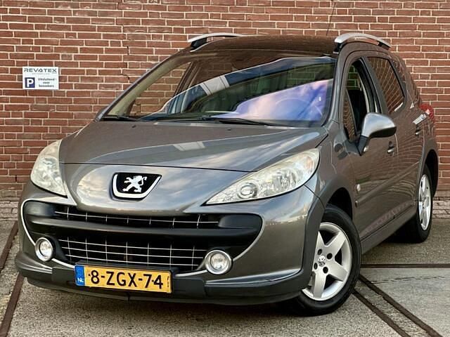 Grijs, metallic lak Occasion 2008 Peugeot 207 Stationwagen | € 1.950 (Eerlijke prijs) - Afbeelding 1/4