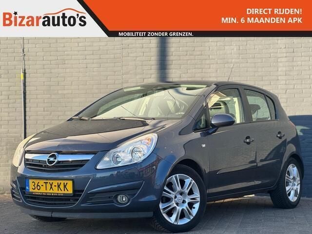 Grijs Gebruikt 2007 Opel Corsa Cosmo Hatchback | € 3.305 (Eerlijke prijs) - Afbeelding 1/4
