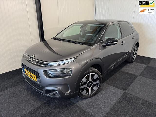Grijs Gebruikt 2020 Citroën C4 Cactus PureTech Hatchback | € 13.990 (Eerlijke prijs) - Afbeelding 1/4