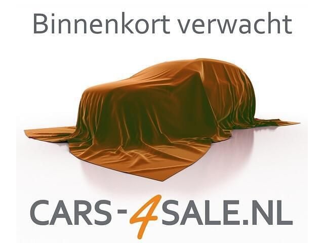 Grijs Occasion 2022 Volvo V60 Stationwagen | € 19.950 (Super prijs) - Afbeelding 1/1