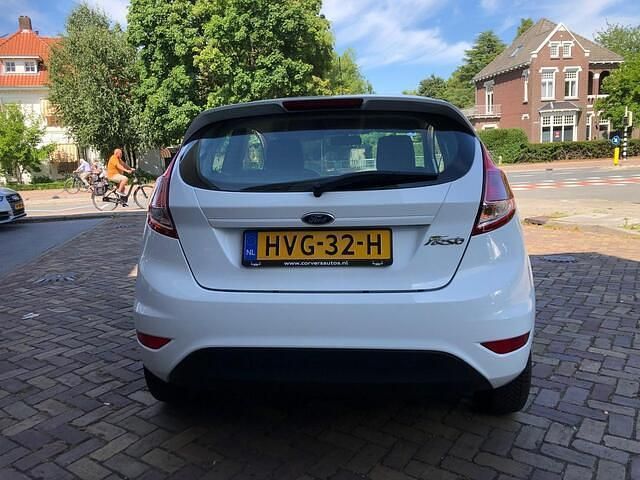 Occasion Ford Fiesta Trend 60 PK (44 kW) 2015 Wit Hatchback