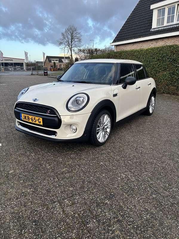Gebruikt 2015 Mini ONE Pepper Hatchback | € 11.950 (Eerlijke prijs) - Afbeelding 1/4