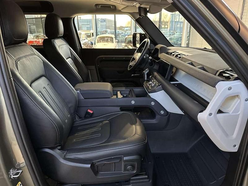 Occasion Land Rover Defender 301 PK (221 kW) 2021 Groen SUV