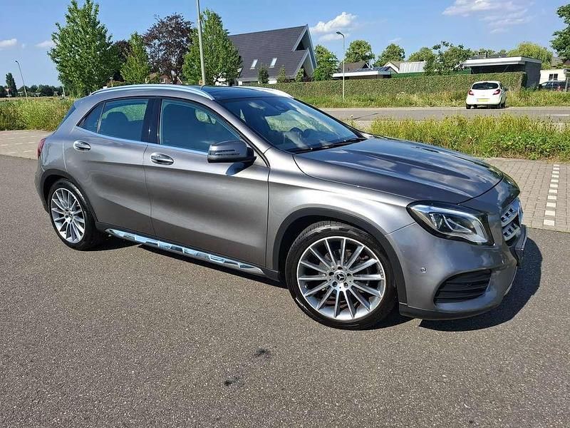 Occasion Mercedes GLA180 Business 122 PK (89 kW) 2019 Grijs SUV
