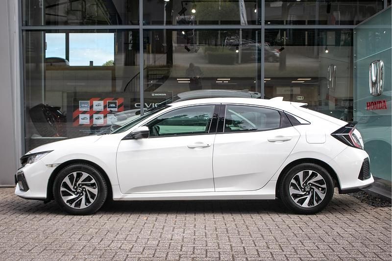 Occasion Honda Civic Comfort 131 PK (96 kW) 2018 Wit Hatchback