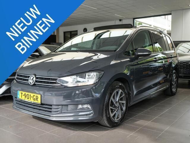 Grijs Gebruikt 2018 VW Touran Highline MPV | € 17.950 (Eerlijke prijs) - Afbeelding 1/4