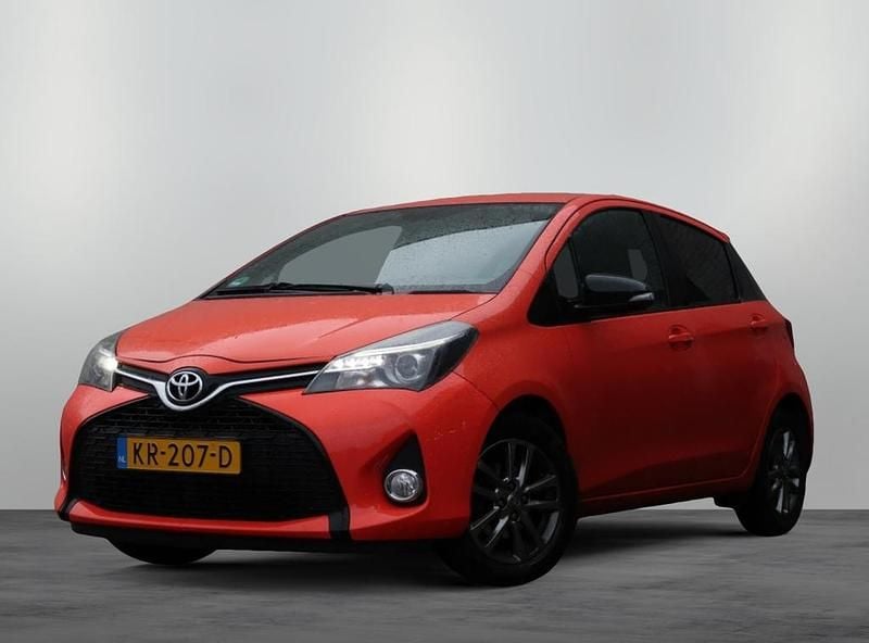 Oranje Gebruikt 2016 Toyota Yaris Edition Hatchback | € 12.699 (Eerlijke prijs) - Afbeelding 1/3