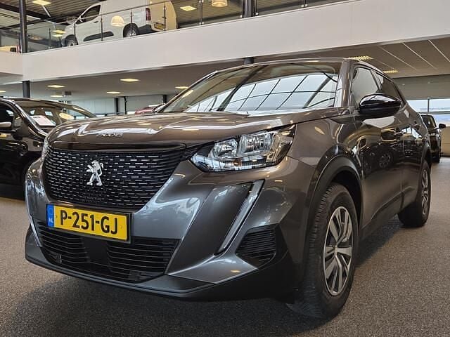 Grijs Gebruikt 2022 Peugeot 2008 Active SUV | € 15.850 (Goede deal) - Afbeelding 1/4
