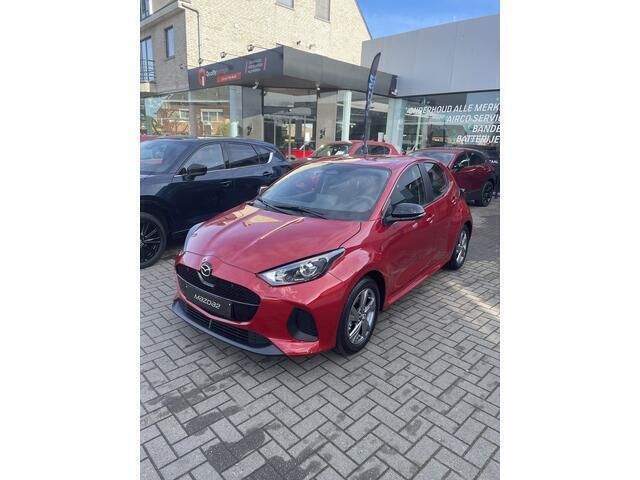 Rood Gebruikt 2024 Mazda 2 Exclusive-Line Hatchback | € 26.000 (Super prijs) - Afbeelding 1/4