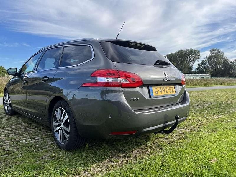 Occasion Peugeot 308 131 PK (96 kW) 2019 Grijs MPV