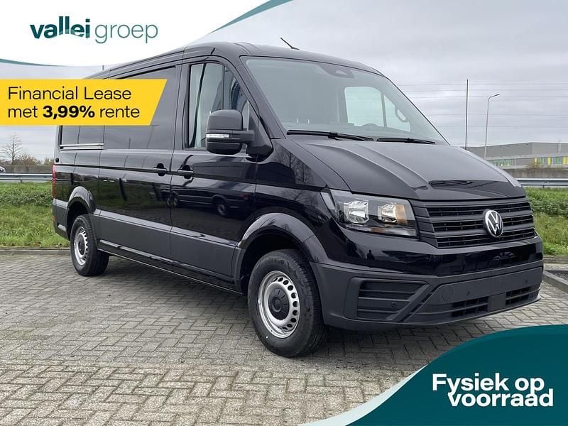Zwart Occasion 2024 VW Crafter Trendline Van | € 32.495 (Super prijs) - Afbeelding 1/4