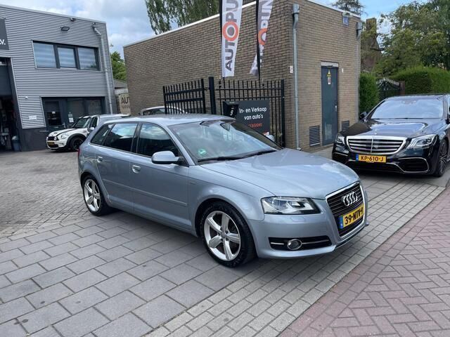 Occasion Audi A3 Sportback Ambition 125 PK (91 kW) 2010 Grijs Hatchback