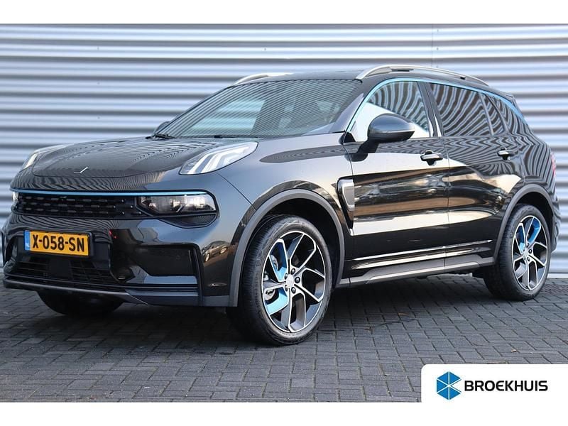 Zwart Occasion 2024 Lynk & Co 01 SUV | € 27.900 (Eerlijke prijs) - Afbeelding 1/4