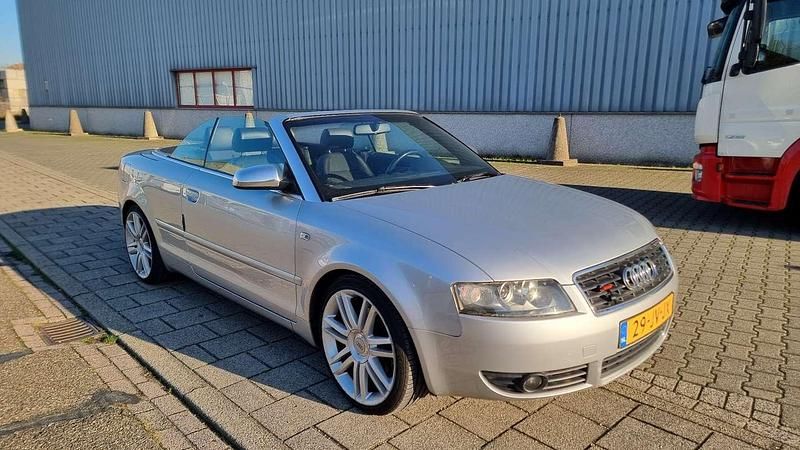 Zilver Gebruikt 2002 Audi A4 Cabriolet Proline Cabriolet | € 5.250 (Eerlijke prijs) - Afbeelding 1/4