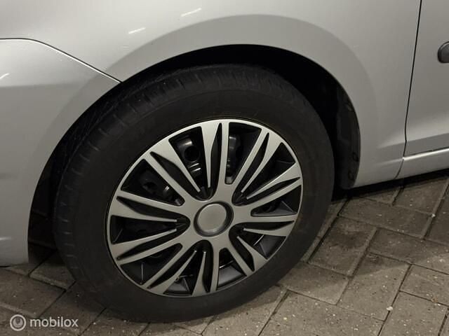 Occasion Kia Picanto 65 PK (47 kW) 2004 Grijs Hatchback