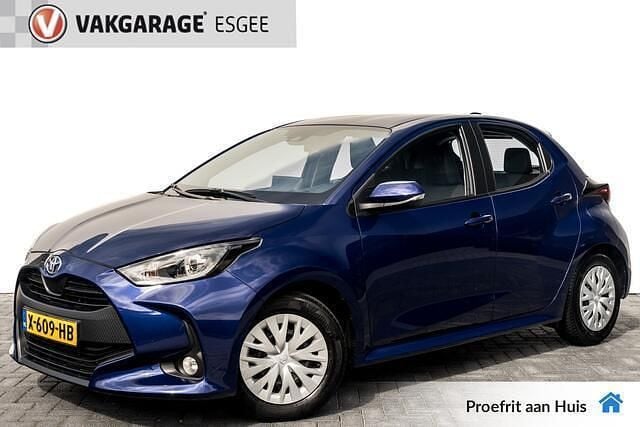 Blauw Gebruikt 2022 Toyota Yaris Active Hatchback | € 16.940 (Eerlijke prijs) - Afbeelding 1/4